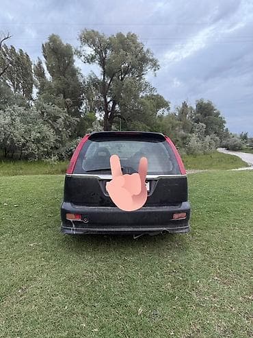 vaz 2114: Honda Stream: 2002 г., 2 л, Автомат, Бензин, Минивэн — 5