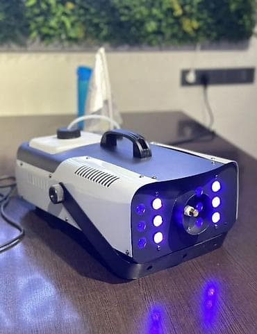 rgb stick: Профессиональная дым-машина с LED‑подсветкой Описание: - Мощная — 1