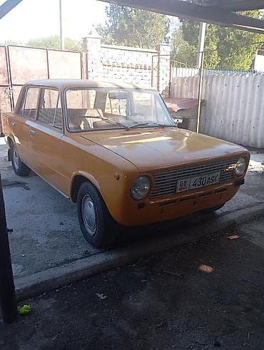 жигуи: ВАЗ (ЛАДА) 2101: 1977 г., 1.3 л, Седан — 1