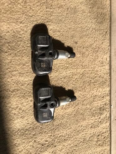 Датчики давления шин от GX, LX, Camry, 
В наличии 3 шт