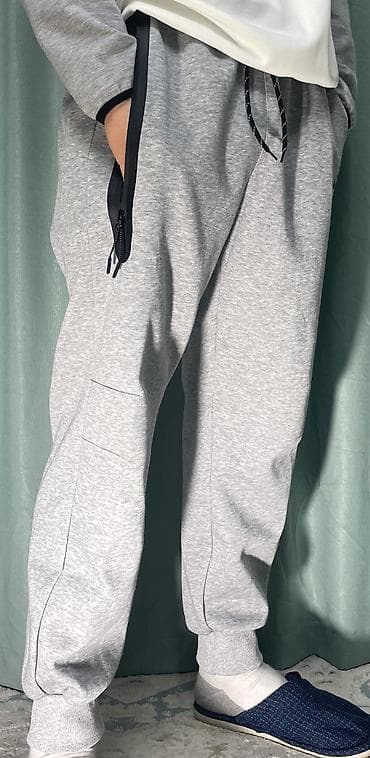 tech fleece nocta: Серые спортивные штаны tech fleece Nike. Цена:900сом!🤯 Размер:S — 1