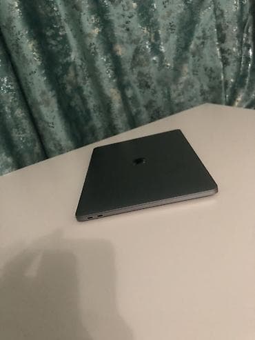 ноутбуки эпл: Apple MacBook Pro 13" (чип core 7 С MacBook ком добавим без проводную — 6