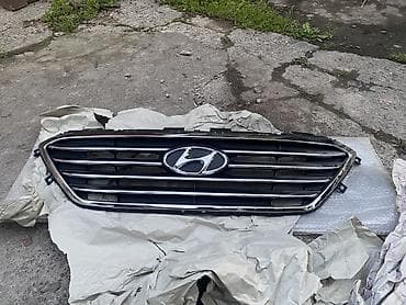 fit 2 2011: Решетка радиатора Hyundai Оригинал — 2