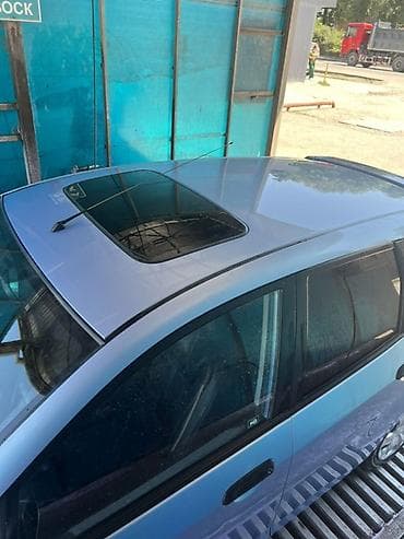 mini cuper: Honda Fit: 2002 г., Автомат, Хэтчбэк — 4