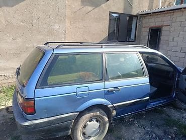Volkswagen Passat Variant: 1992 г., Механика, Универсал