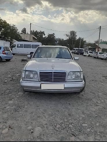 Продажа авто: Mercedes-Benz W124: 1995 г., Седан — 4