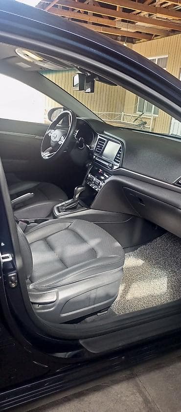 mark 2 2000: Hyundai Avante: 2019 г., 1.6 л, Вариатор, Бензин, Седан — 2