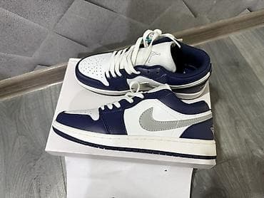 золото жалал абад: Эркектердин кроссовкасы, 40, Jordan, Жаңы, түсү - Ак, Акылуу жеткирүү — 1