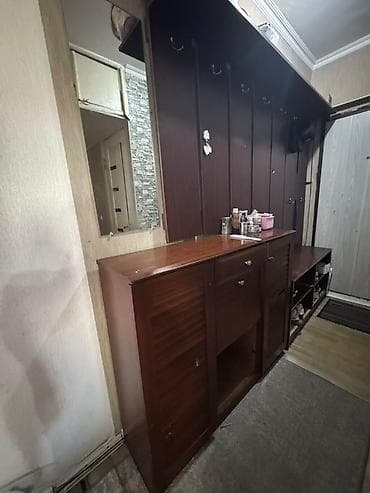 Прихожка сатылат абалы жакшы баасы 3000 at lalafo.kg Прихожка сатылат абалы жакшы баасы 3000