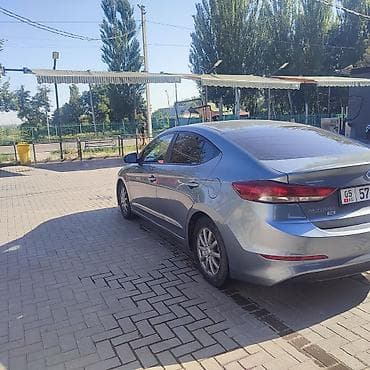 byd plus: Hyundai Elantra: 2018 г., 2 л, Автомат, Бензин, Седан — 6