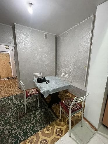 Батирлер: 1 бөлмө, Улан мкр Менчик ээси, Жаныбарлары жок, 6 айдан баштап, Эмереги менен — 8