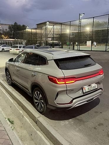 открыть капот: BYD Song Plus: 2023 г., Робот, Электромобиль, Кроссовер — 6