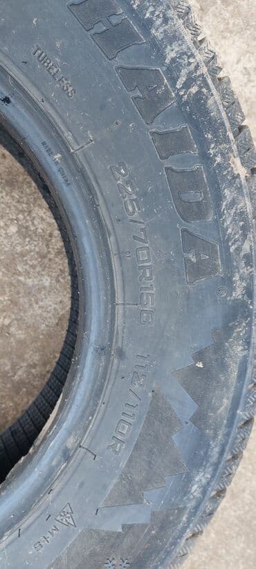 шины на вольво: Пара автомобильных шин на спринтер односкат. 225/70 R15c зимние б/у — 2