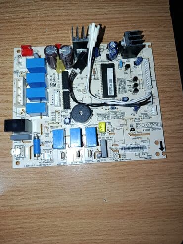 бу чайник: Нательная мини‑камера (body camera) с экраном и клипсой - Компактная — 4