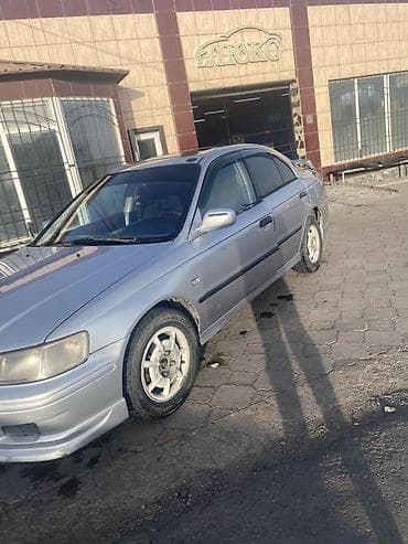 Унаа сатуу: Honda Ascot: 1999 г., Кол менен иштөөчү, Бензин, Седан — 4
