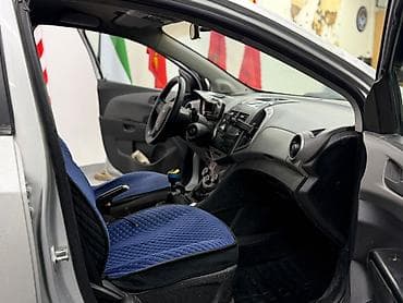 Транспорт: Chevrolet Aveo: 2012 г., 1.6 л, Механика, Бензин, Седан — 2