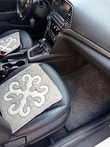 Продажа авто: Hyundai Avante: 2017 г., 1.6 л, Автомат, Бензин, Седан — 3