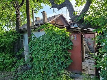 Дома: Продаётся Квартира ( Пол Дома ) хозпостройками. По экспликации — 7
