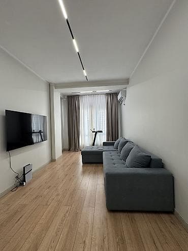 стройител: 3 комнаты, 88 м², Элитка, 9 этаж — 7