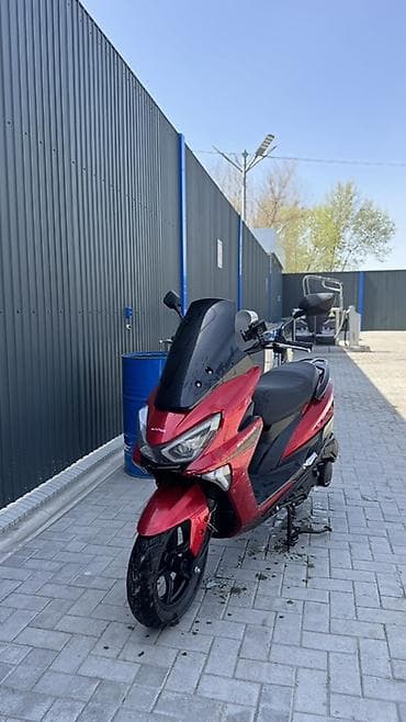 kamax 300 2t: Макси-скутер 150 куб. см, Бензин, Б/у — 1