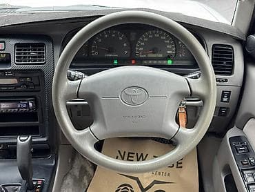 бампер на крафтер: Toyota Hilux Surf: 2000 г., 2.7 л, Автомат, Бензин, Внедорожник — 10