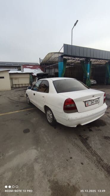 Паркет: Daewoo Nubira: 2001 г., 1.6 л, Механика, Бензин, Седан — 3