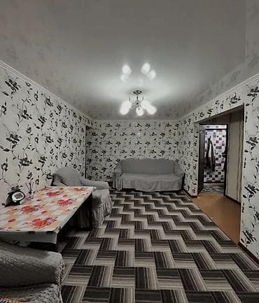 продаю 3 комнатную: 3 комнаты, 48 м², 3 этаж, Косметический ремонт — 3