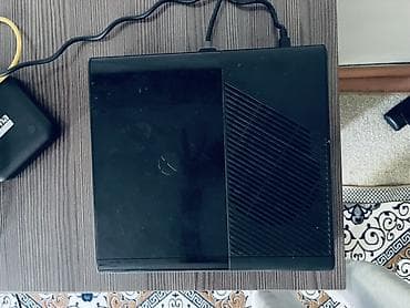 Xbox 360 E (черная) с геймпадом Комплектация: - консоль Xbox 360 E -