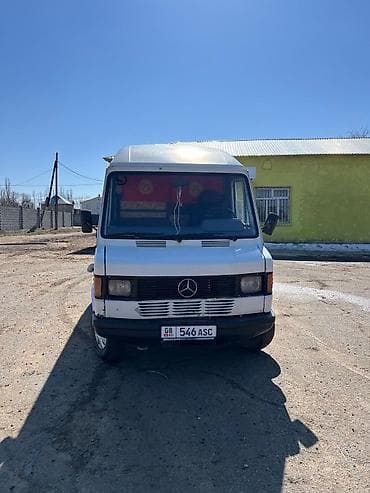 Mercedes-Benz T1: 1986 г., Бус