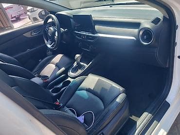 kia ev: Kia Rio: 2021 г., 1.6 л, Вариатор, Бензин, Седан — 9