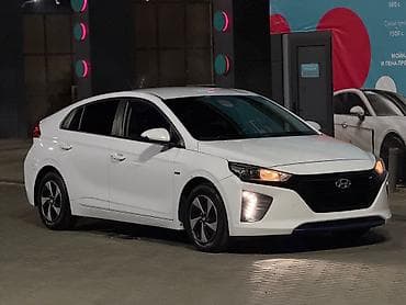 хендай ионик: Hyundai Ioniq: 2017 г., 1.6 л, Автомат, Гибрид, Лифтбек — 2