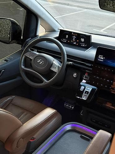 hundai: Hyundai Staria: 2021 г., 2.5 л, Автомат, Газ, Минивэн — 10