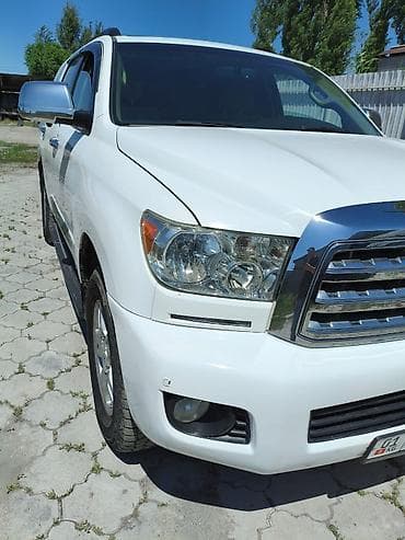 2011: Toyota Sequoia: 2011 г., 5.7 л, Автомат, Бензин, Внедорожник — 6