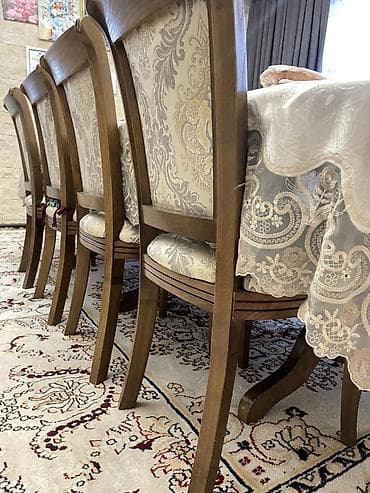 Тумбы и подставки: Кухонный стол, Б/у, Овальная, Нераскладной — 3