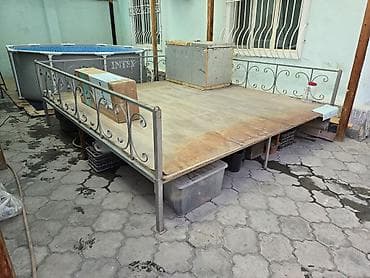 Продаеться тапчан размером 3×3 пользовались очень редко. Самовывоз