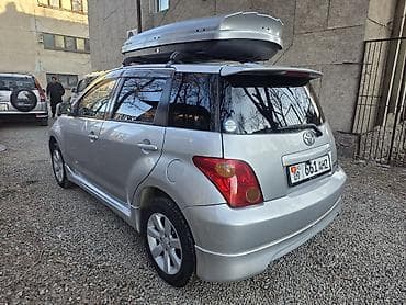 тайота и: Toyota Ist: 2003 г., 1.5 л, Автомат, Бензин, Хэтчбэк — 4