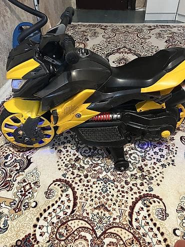 автомобиль для детей на аккумуляторе: Детский электрокар, Новый — 2