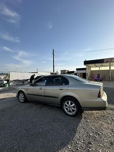 малибо 1: Chevrolet Evanda: 2004 г., 2 л, Механика, Бензин, Седан — 3