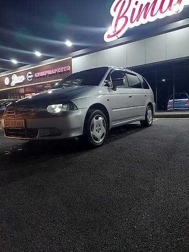 Honda Odyssey: 2005 г., Бензин, Минивэн