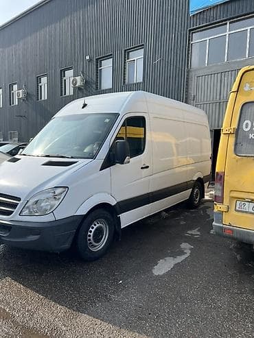 Легкий грузовик, Mercedes-Benz