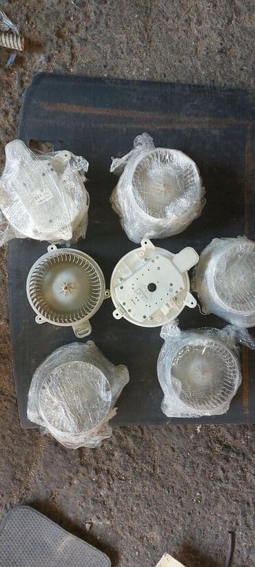 Привозные моторчики печки Lexus LS460 LX 570 GS 350 GS450 SIENA