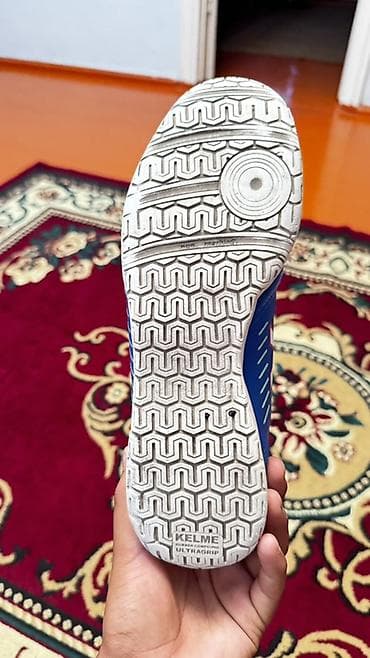 Мужская обувь: Футзалки Kelme - Модель для зала с плоской не оставляющей следов — 4