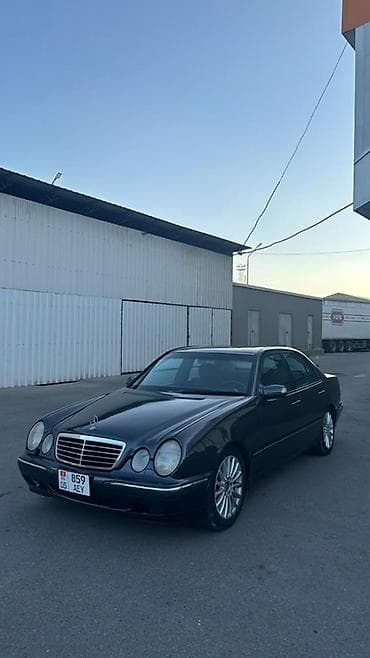 Mercedes-Benz E-Class: 2000 г., 2 л, Механика, Бензин, Седан — 8