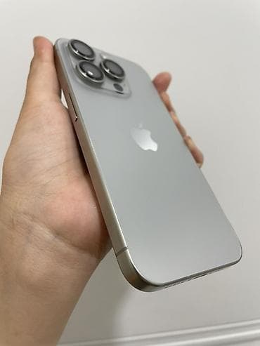 iphon 17: IPhone 15 Pro Max, Natural Titanium, Кабель — 1