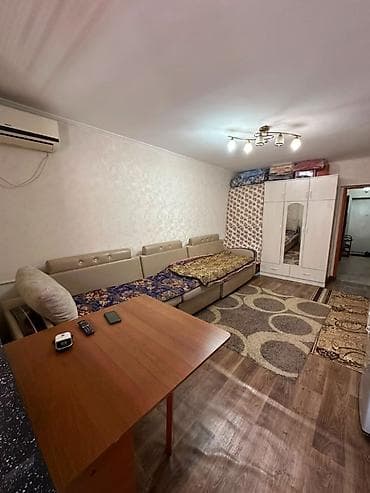 Недвижимость: 1 комната, 33 м², Индивидуалка, Дордой Плаза ТРЦ Индивидуалка, 1 этаж — 1