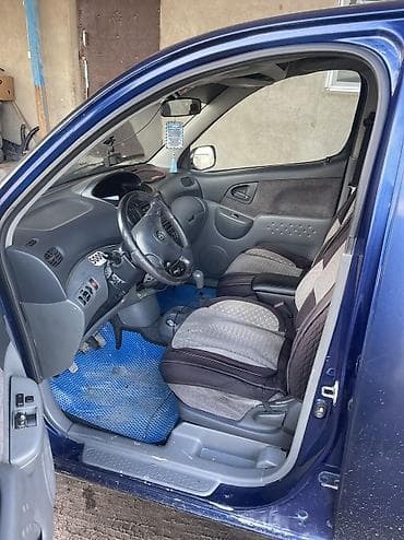 машина тойота ярис: Toyota Yaris Verso: 2000 г., 1.3 л, Механика, Бензин — 7