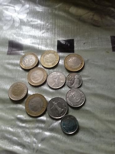 Набор разнокалиберных монет разных стран Описание: - Подборка около at lalafo.kg Набор разнокалиберных монет разных стран Описание: - Подборка около