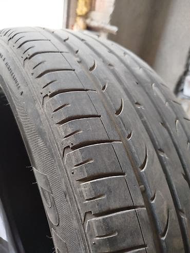 Транспорт: Две пары Dueler и Nexen в хорошем состоянии с одной машины. цена за — 5