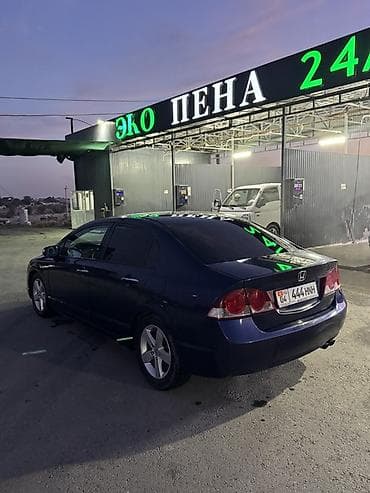 x7 bmw: Honda Civic: 2008 г., 1.8 л, Автомат, Бензин, Седан — 4