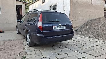 капот машины: Ford Mondeo: 2001 г., 2 л, Автомат, Бензин, Универсал — 5